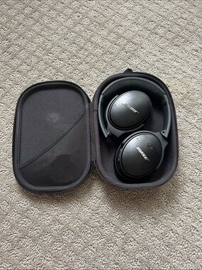 Bose QuietComfort 35 Noise Cancelling Series I Wireless Headphones